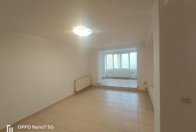 Apartament de vanzare 4 camere - living și 3 dormitoare - 3