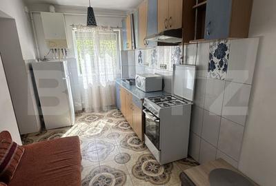 Apartament cu 2 camere decomandat în Micro 15 - 1