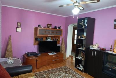 Apartament cu 3 camere decomandat în Central - 10