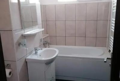 Apartament cu 2 camere semidecomandat în Podu Roș - 1