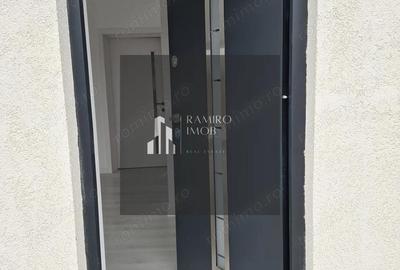 Apartament cu 3 camere decomandat în Central - 1