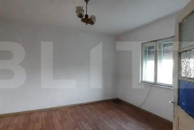 Casă cu 3 camere cu Teren 3000 Mp în Doba - 4