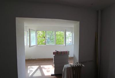 Apartament cu 3 camere decomandat în Lacul Tei - 4