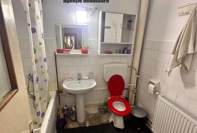 Apartament cu 4 camere decomandat în Central - 11