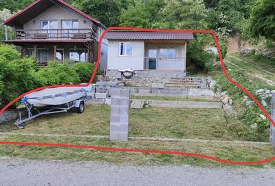 Teren de 200 mp, în Dubova