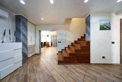 Casă cu Canalizare în Central - 9