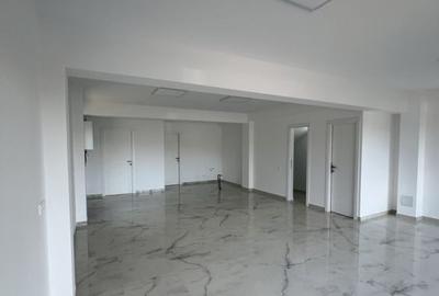 Spațiu comercial, de 70 mp, în Florești - 1