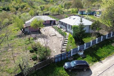 Casă cu 4 camere cu Teren 3415 Mp în Comarna