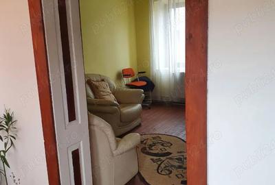 Casă cu 3 camere în Băcia - 1