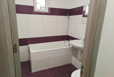 Apartament cu 3 camere semidecomandat în Tei - 1