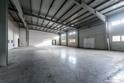 Hala industriala in suprafa?a de 2744 mp - 1