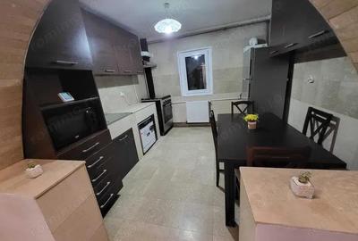 Inchiriez apartament decomandat cu 3 camere in Zona Girocului, et.2, suprafata utila de 71mp. - 1