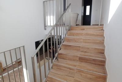 Casă individuală cu 5 camere cu Canalizare în Tunari - 7