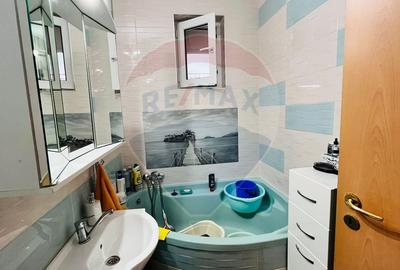 Apartament cu 3 camere semidecomandat, mobilat în Rogerius - 16