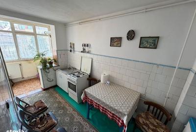 Apartament cu 3 camere în Central