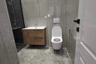 Apartament cu 3 camere decomandat în Central - 1