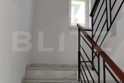 Casă cu 4 camere cu Teren 450 Mp în Central - 11