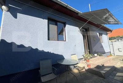 Casa de vanzare cu 3 camere, 75 mp, 100 mp teren, zona Micro 1