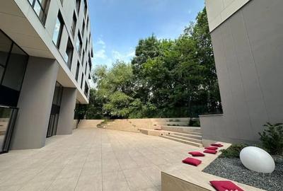 Apartament cu 4 camere decomandat în Herăstrău - 2