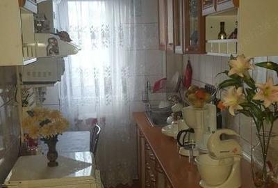 Apartament cu 3 camere în Petros - 1