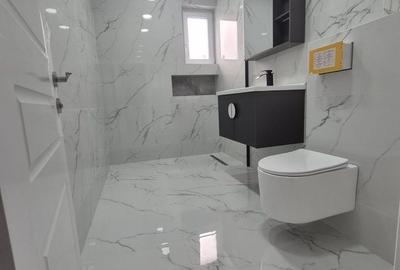 Casă cu 4 camere cu Teren 300 Mp în Central
