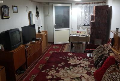 Casă în Însurăței - 4