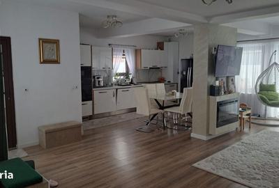 Casă cu 4 camere cu Teren 400 Mp în Central - 7