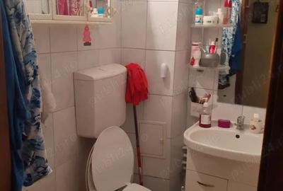 Vand apartament 2 camere confort 2 - 5