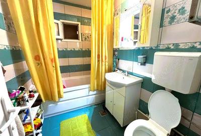 Apartament -3 camere ETAJUL 2 - cartier E3 - 10