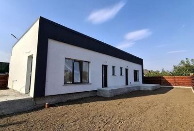 DUPLEX 3 +3  CAMERE , TERASA SI CURTE. - 1