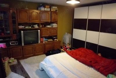 Casă cu 4 camere în Central - 2