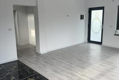 Casă cu 3 camere cu Teren 400 Mp în Șerbănești - 5