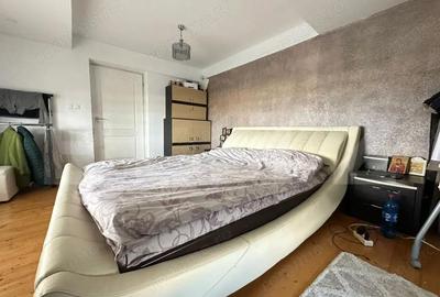 Casă cu 4 camere cu Teren 1660 Mp în Vulcan - 6
