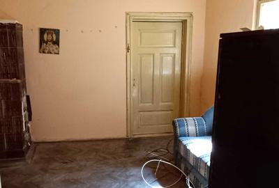 Casă cu 2 camere cu Teren 200 Mp în Central - 3
