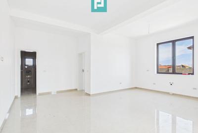 Duplex cu 6 camere cu Canalizare în Moșnița Veche - 1