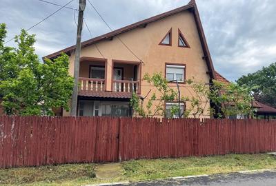 Casă cu 4 camere în Izvoru - 3