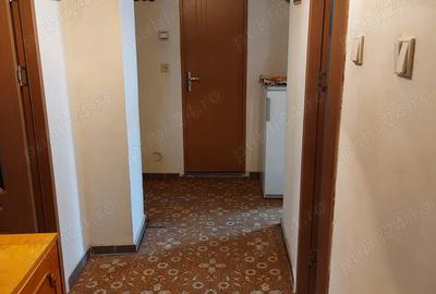Apartament trei camere decomandat Calea Bucuresti - 3
