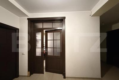 Casă cu 5 camere cu Teren 1025 Mp în Central - 1