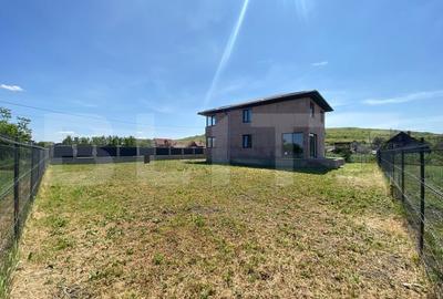 Casa individuala de vanzare in Rascruci - 189 mp utili, 623 mp teren - 3
