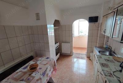 Apartament cu 2 camere decomandat în Radu Negru - 3
