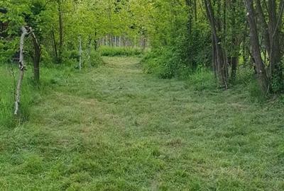 Teren de 2000 mp, în Central - 7
