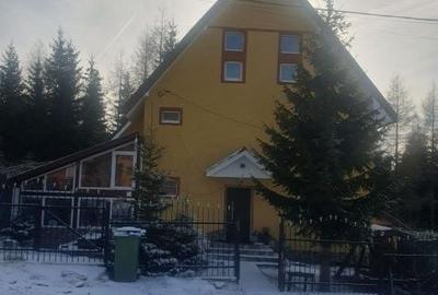 Casă cu 4 camere în Central - 3