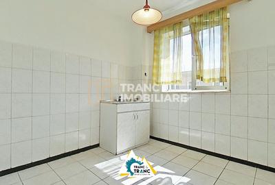 Apartament cu 3 camere semidecomandat în Central - 8