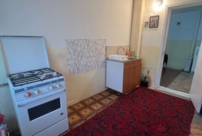 Apartament 2 camere - 55 mp utili - Etaj 2/3 - Zona Bulevardul Independenței Apartament 2 camere - 55 mp utili - Etaj 2/3 - Zona Bulevardul Independenței - 2