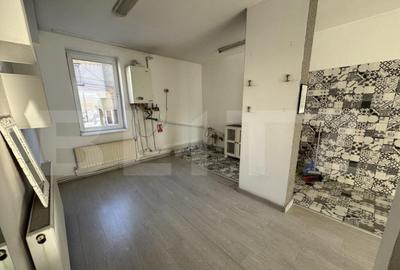 Apartament 3 camere, 65 mp, zona Ultracentral - 1