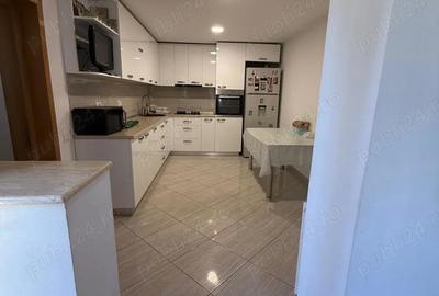 Casă cu 4 camere cu Teren 395 Mp în Central - 3