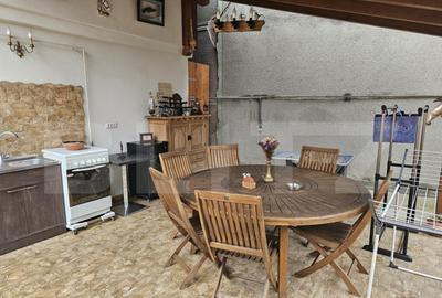 Apartament 3 camere, 70 mp - 2