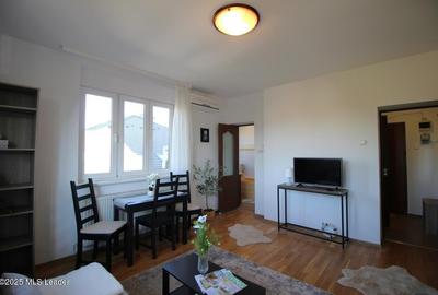 Ultracental - Str. Roma, Garsoniera 25 mp utili, gata de mutat! Ultracental - Str. Roma, Garsoniera 25 mp utili, gata de mutat! - 17