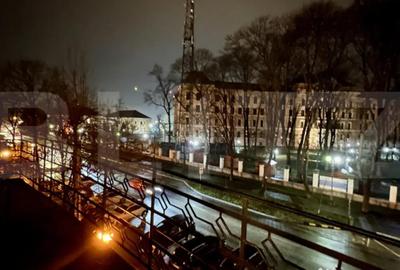 Apartament cu 3 camere semidecomandat în Central