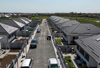 Casă individuală cu 4 camere cu Canalizare în Est - 19